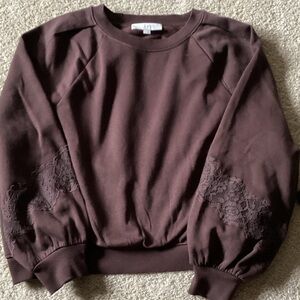 Lace Accent Pullover Sweatshirt in Brown
